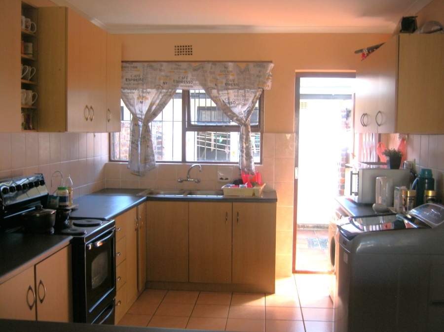 To Let 3 Bedroom Property for Rent in Bridge Water Western Cape